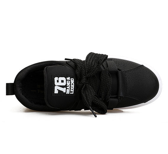 Sport Shoes 883
