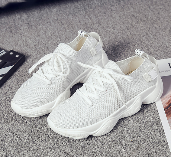 Sport Shoes Y114