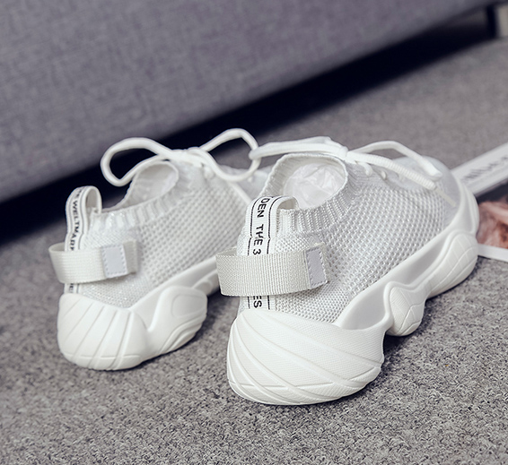 Sport Shoes Y114