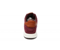 Sport Shoes - Red sports shoes brand
